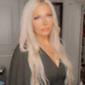 Meet your Posher, Christie